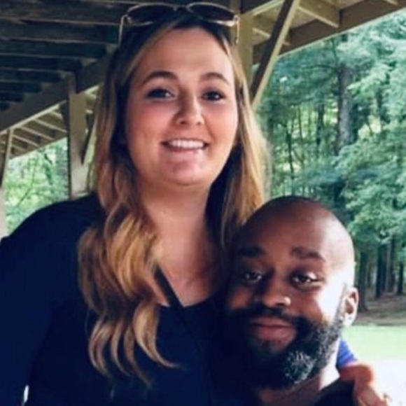 Meet your Posher, Whitney - Picture 1 of 1